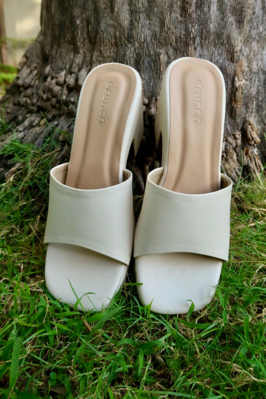 Sava Wedges - Off White