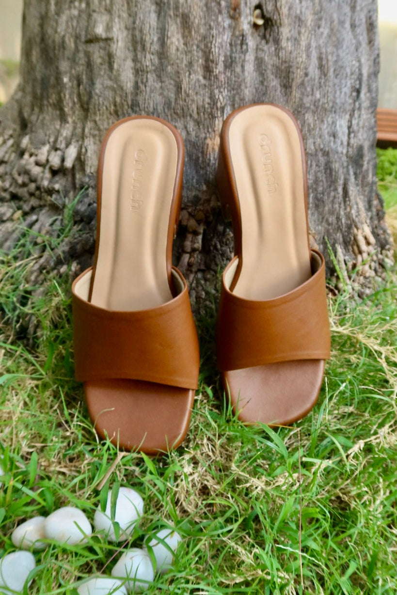 Sava Wedges - Tan