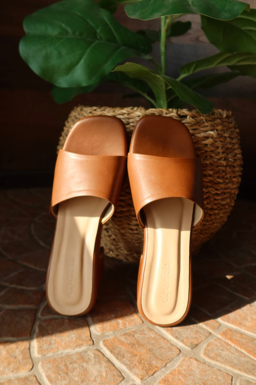Sava Wedges - Tan
