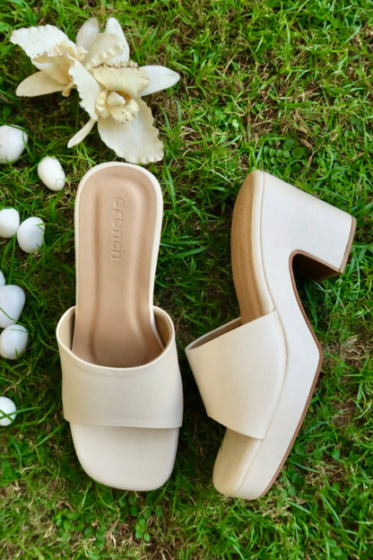 Sava Wedges - Off White
