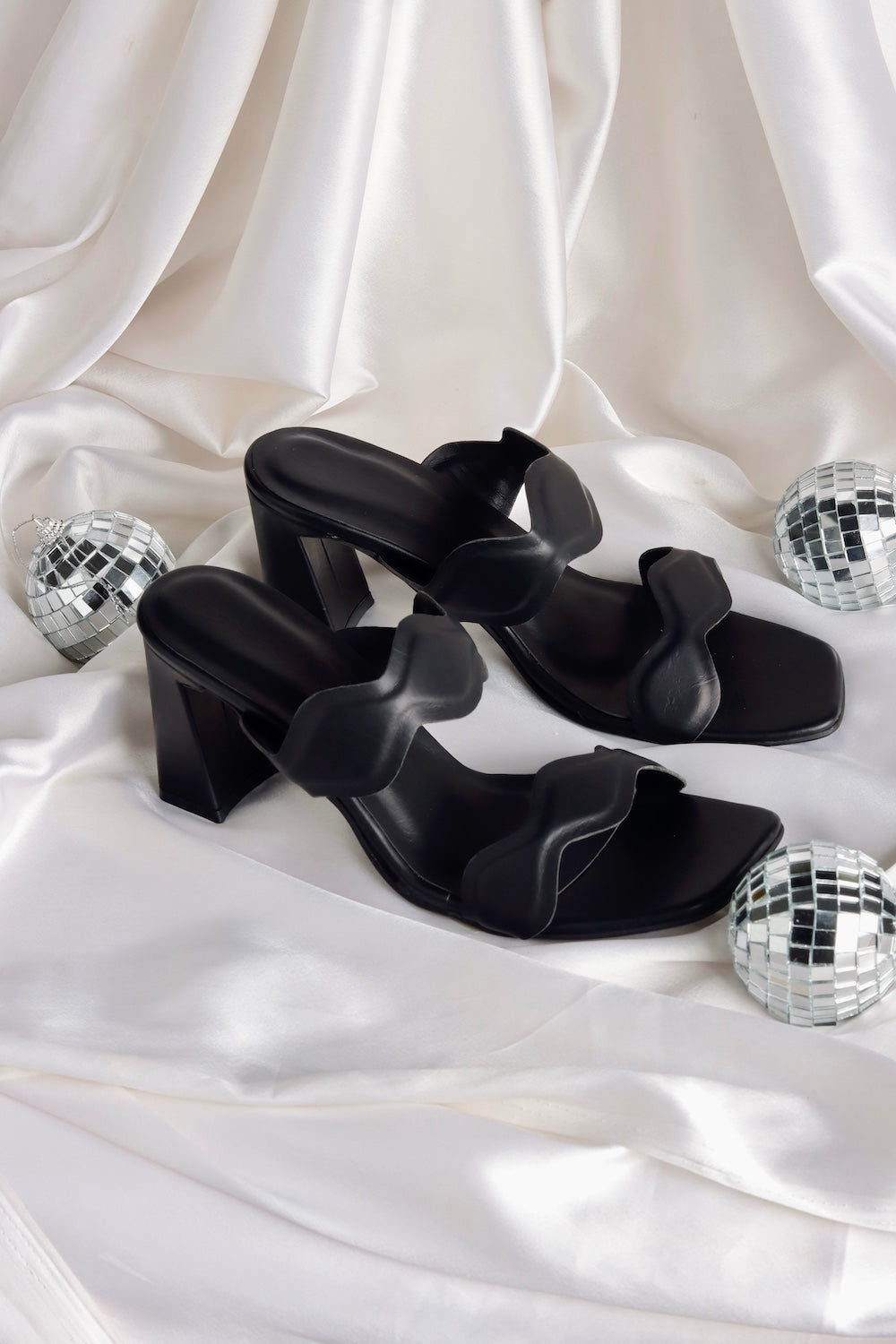 Bellini Heels Midnight Black – front view, wavy strap open square-toe block heels for women